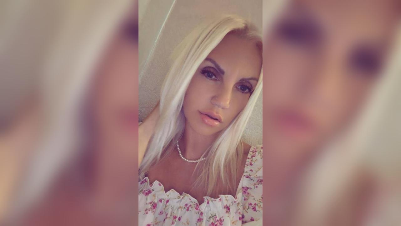 Webcam chat profile for CherryBlond