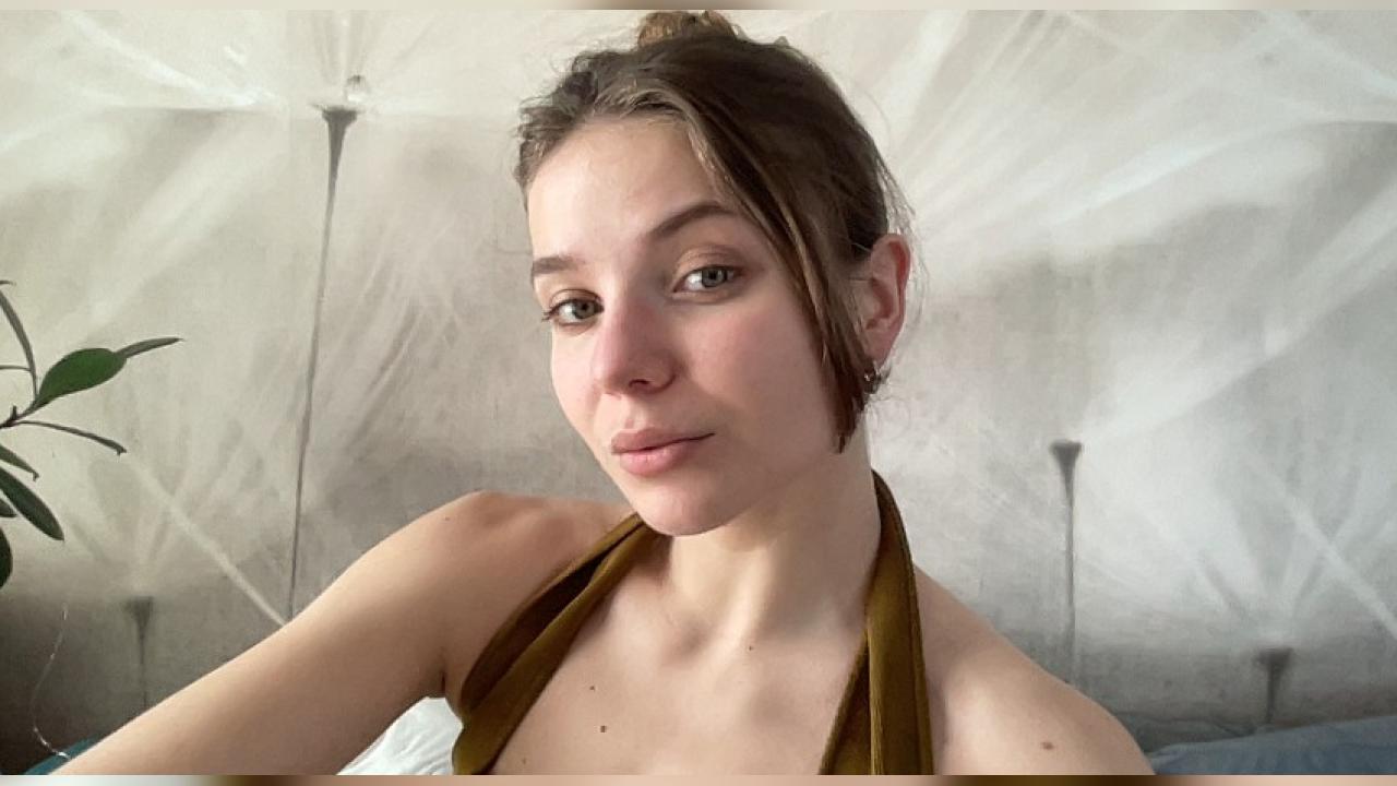 Webcam chat profile for 75soWet01: Fitness