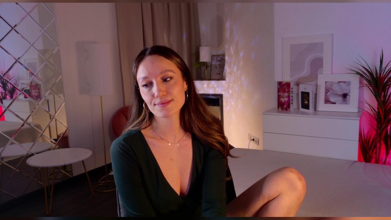 Webcam chat profile for AgnesGoddes: Legs, feet & shoes