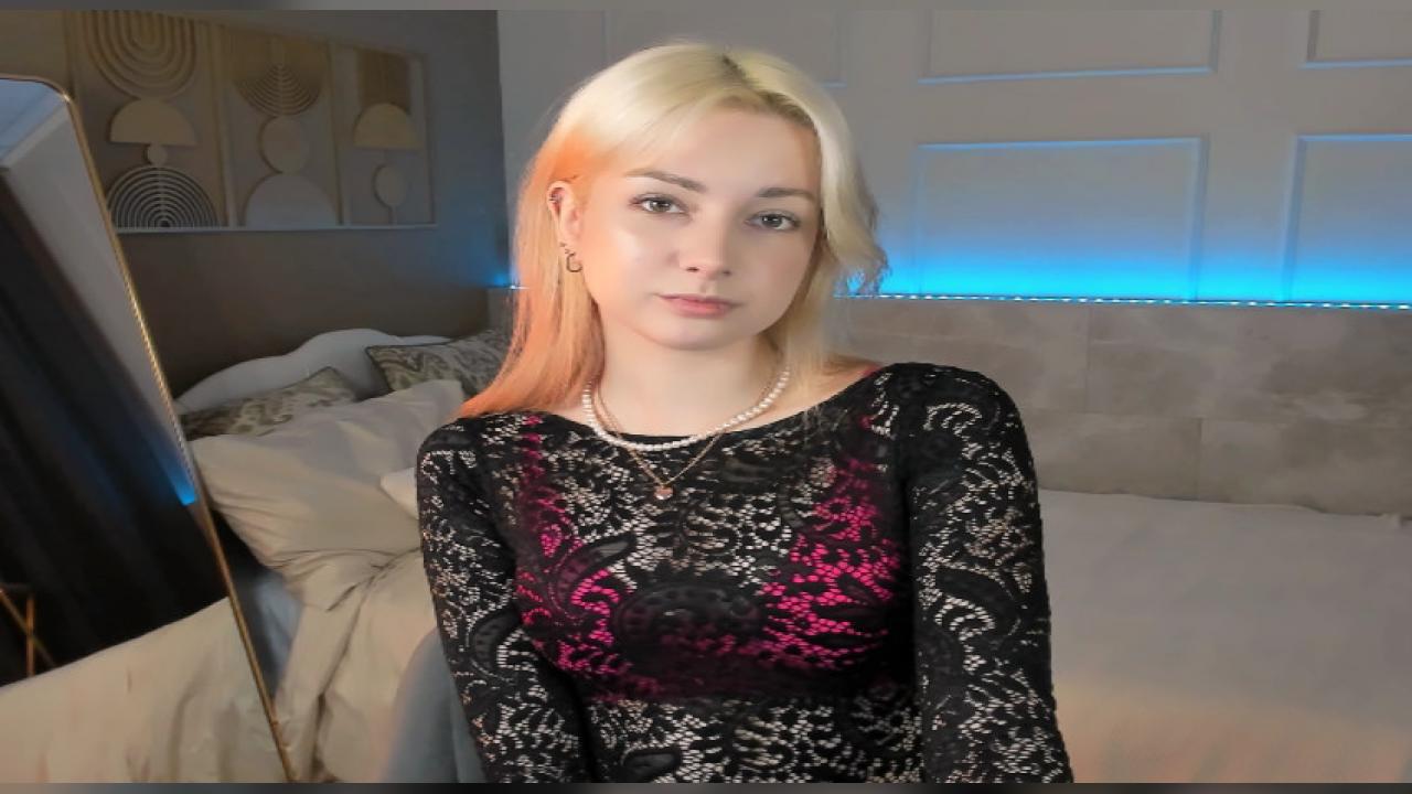 Webcam chat profile for JessieCuti: Legs, feet & shoes