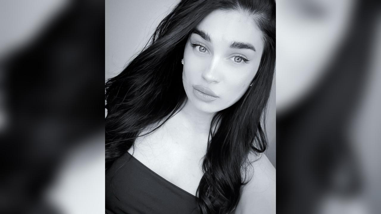 Webcam chat profile for temptationroom: Nails