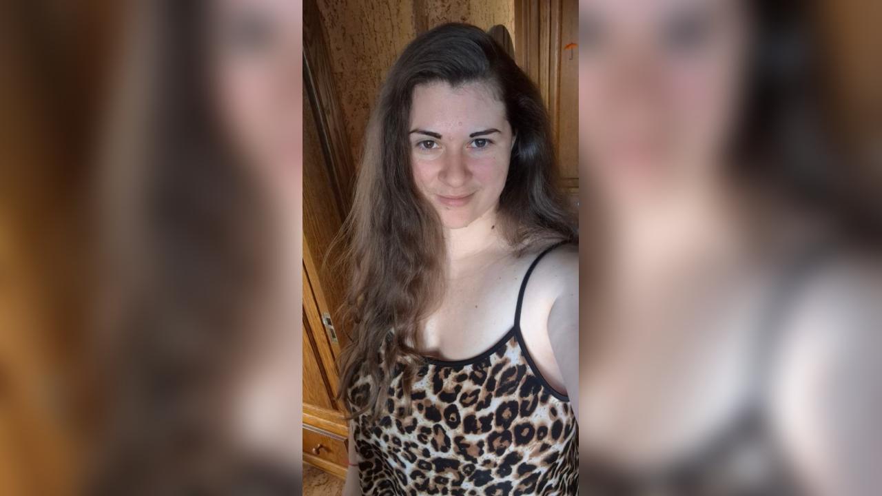 Webcam chat profile for Karinna