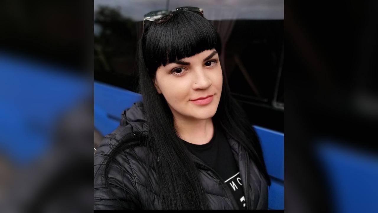 Webcam chat profile for CharmingAngel