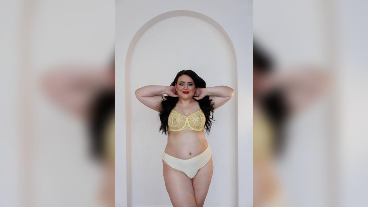 Webcam chat profile for BellaVivi: Ask about my other activities