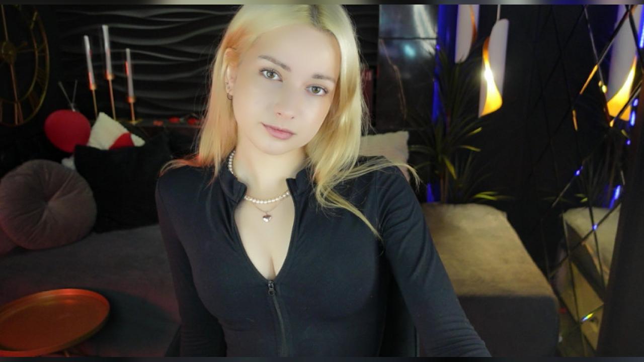 Webcam chat profile for JessieCuti: Legs, feet & shoes