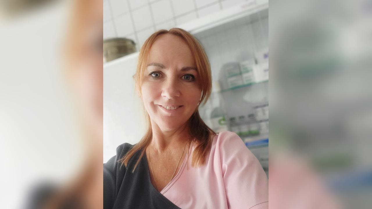 Webcam chat profile for Candy45: Travel