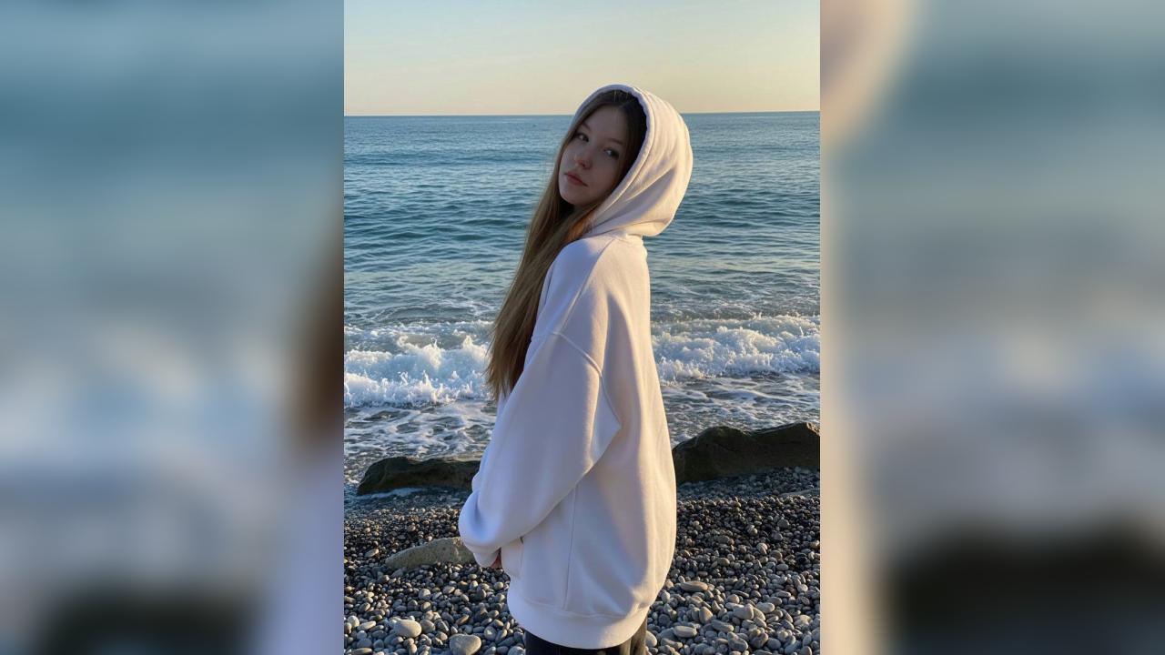 Webcam chat profile for LovelyFox: Outfits