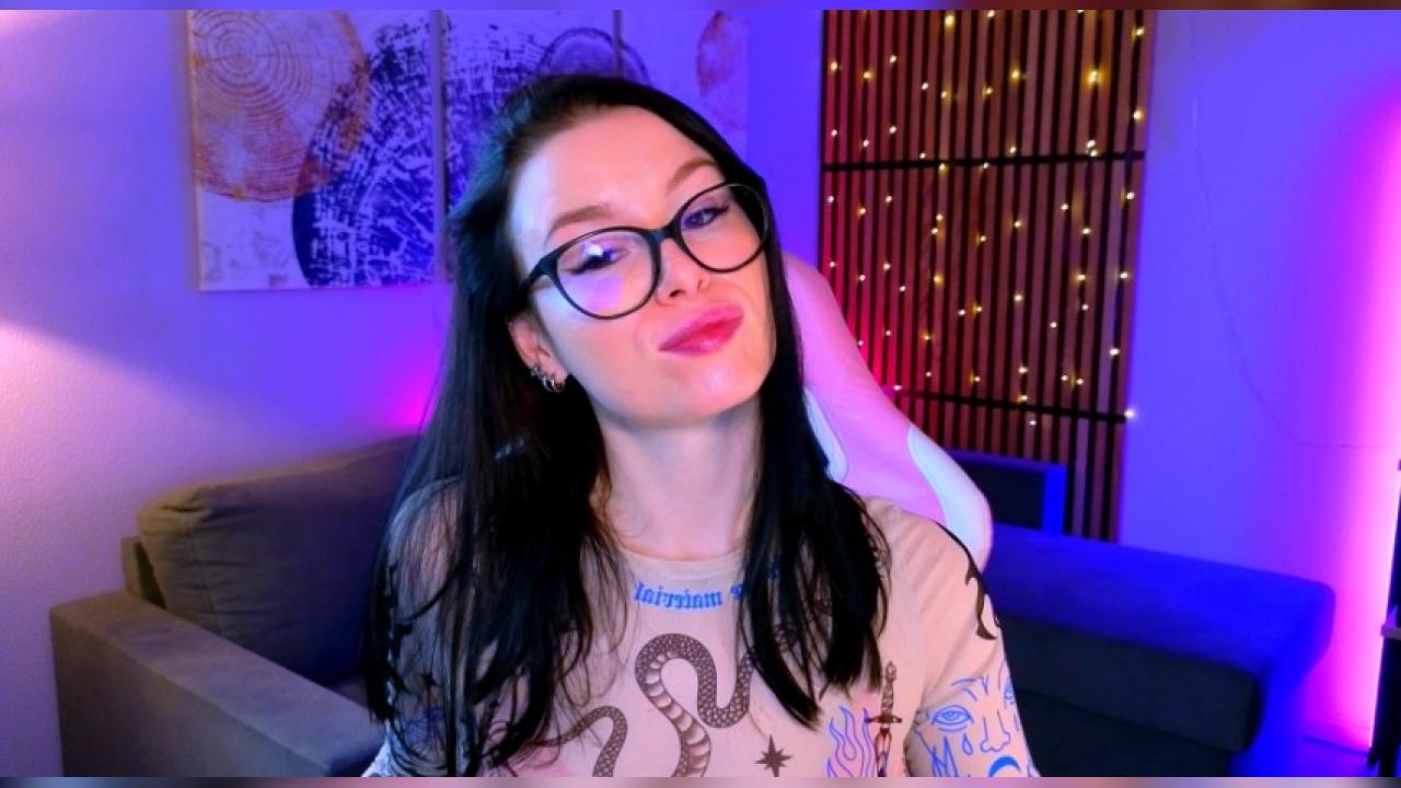 Webcam chat profile for MeganStone: Dominatrix