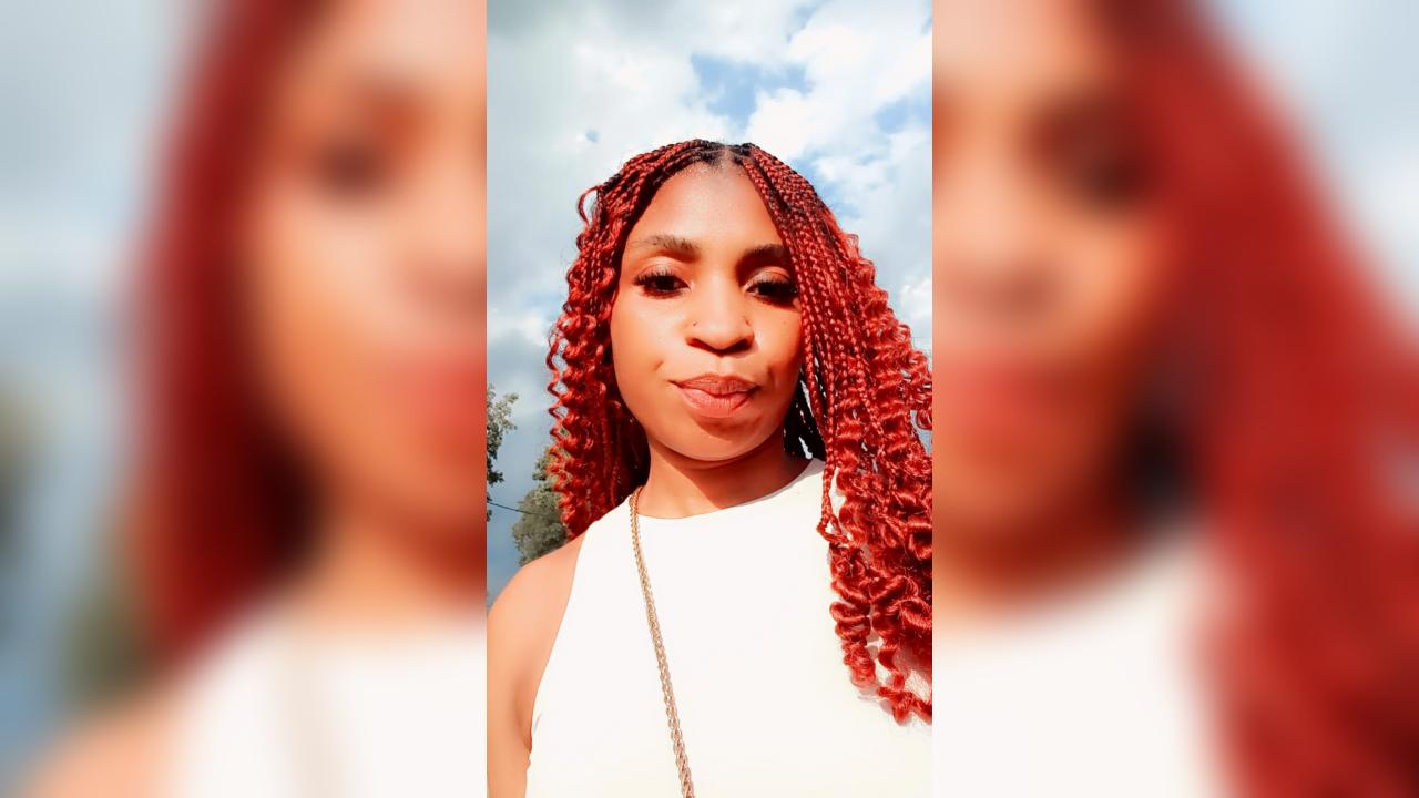 Webcam chat profile for sexgirl: Nipple play