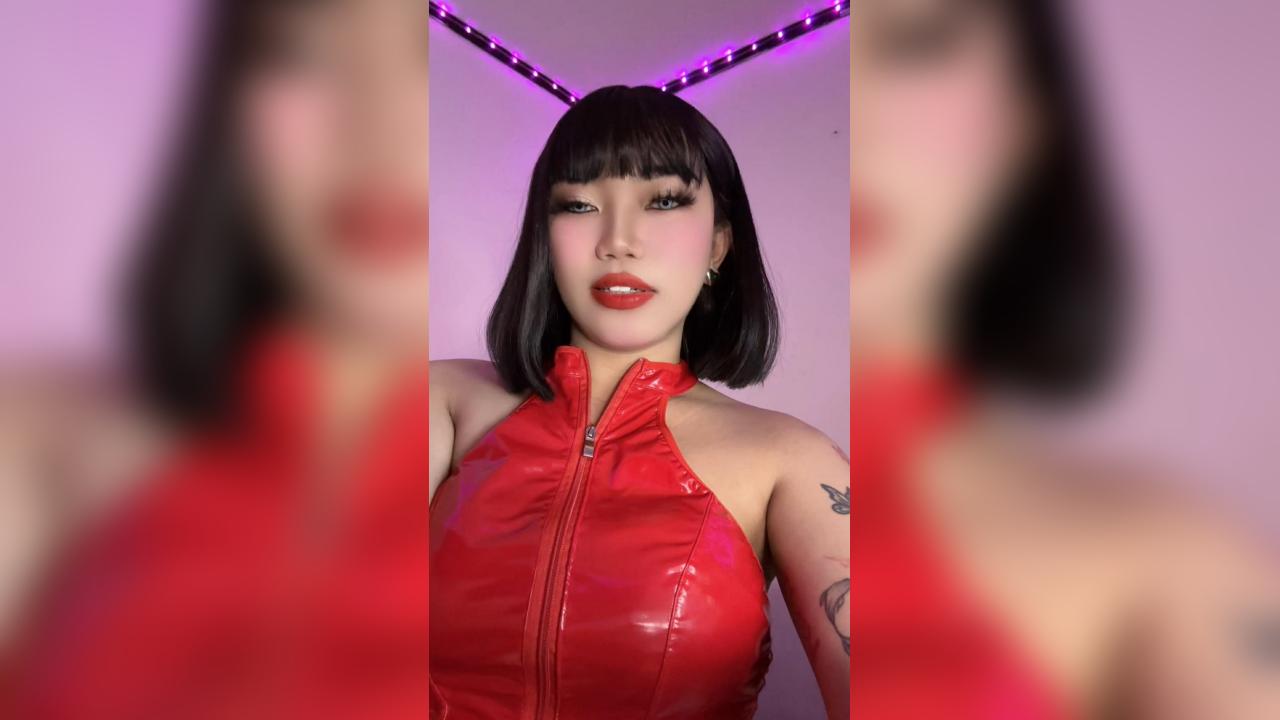 Webcam chat profile for VeniceFierro: Jerking off