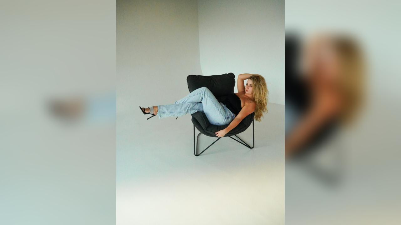 Webcam chat profile for BeautyCherries8: Outfits