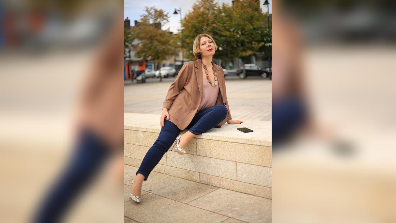 Webcam chat profile for Dinara