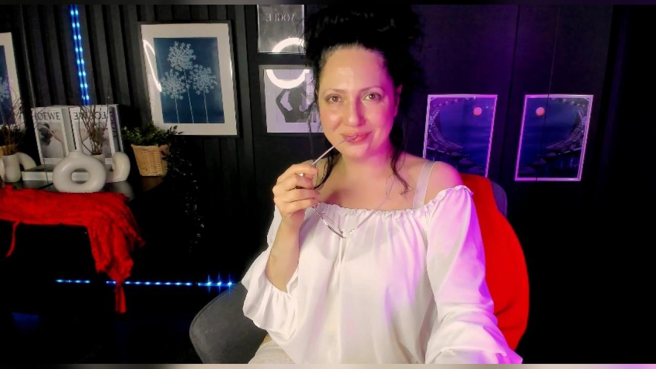 Webcam chat profile for AnitaMuse: Latex & rubber