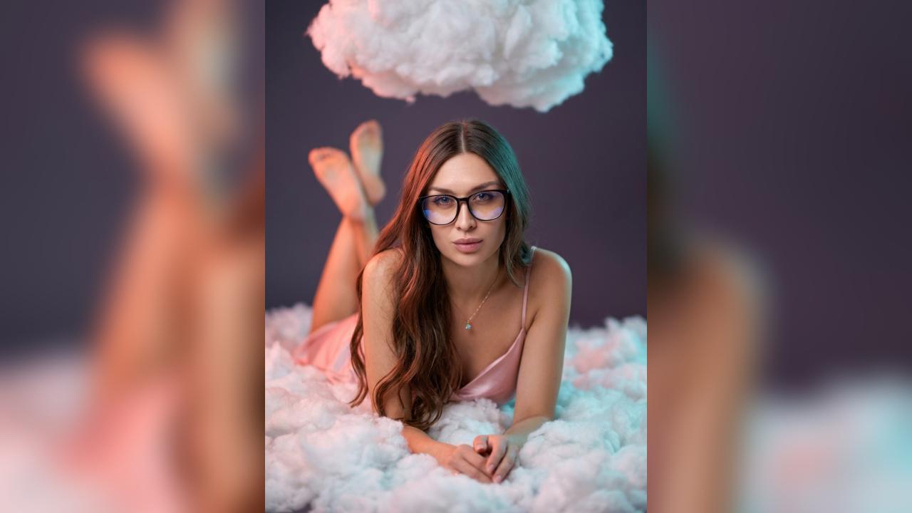 Webcam chat profile for BonnieFanny: Dominatrix