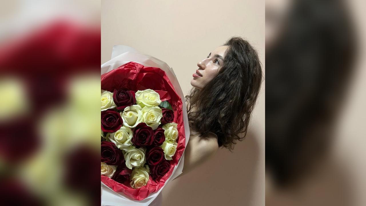 Webcam chat profile for CristalLady: Dancing