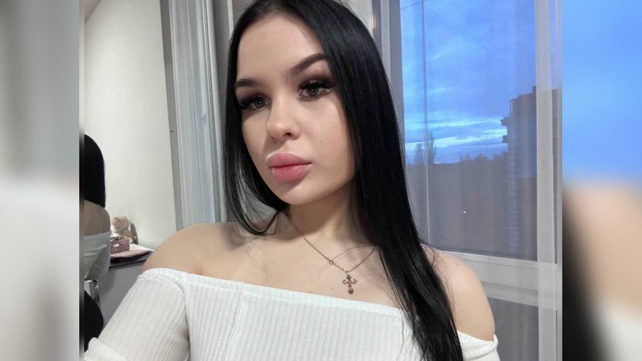 Webcam chat profile for MayaRaya