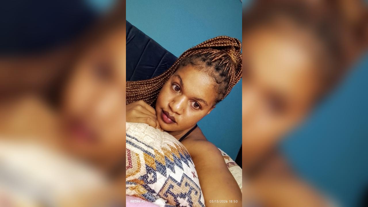 Webcam chat profile for AnnaReneex02