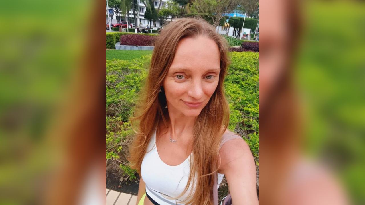 Webcam chat profile for GoldenSmile1