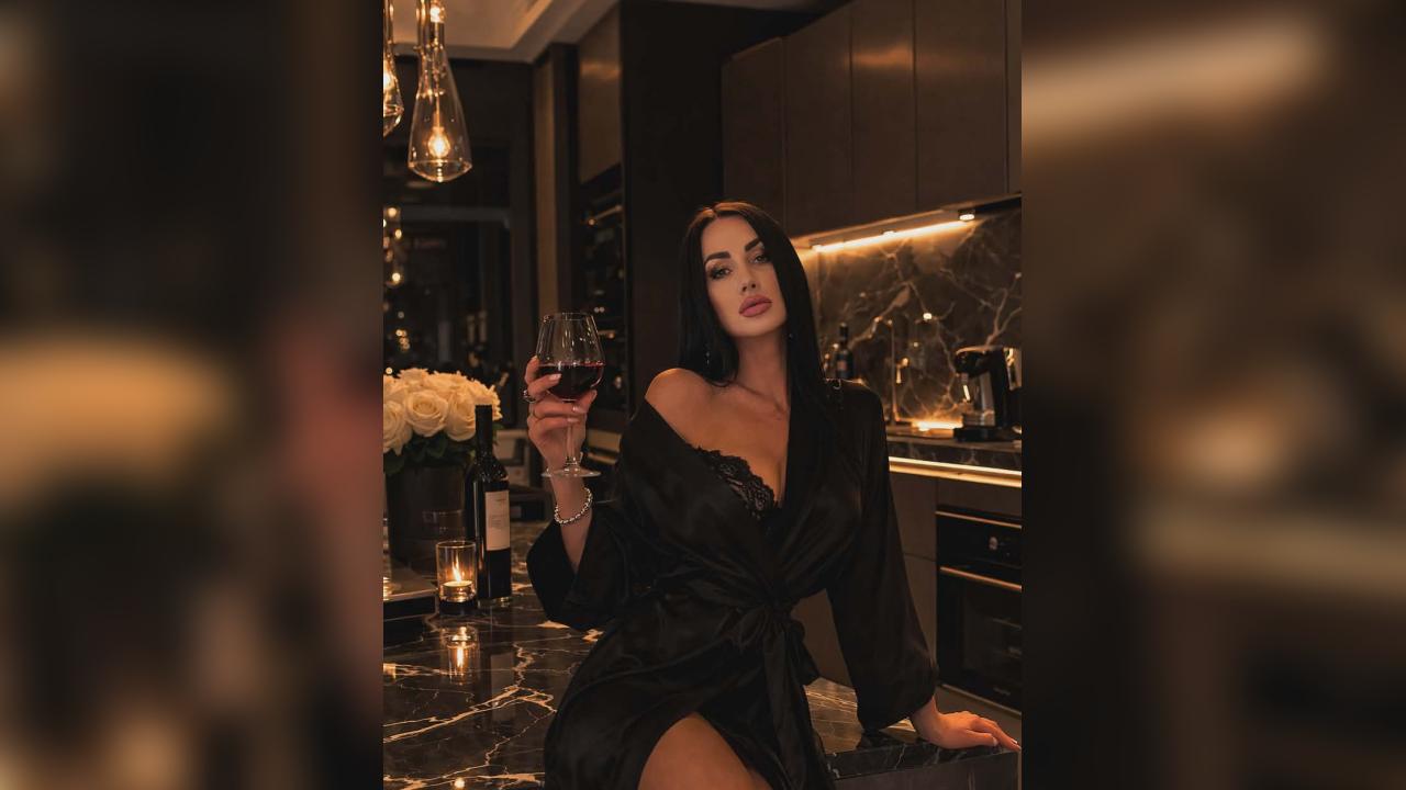 Webcam chat profile for 00Queen: Ask about my other interests