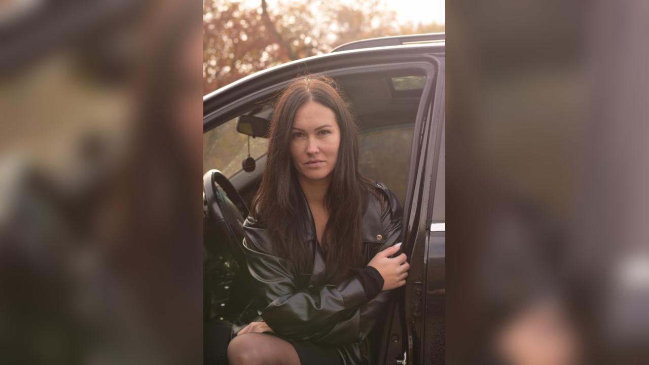 Webcam chat profile for LadyLi: Travel