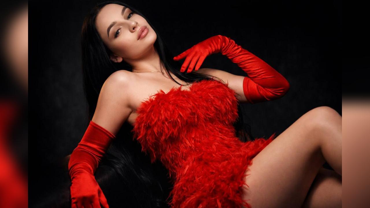 Webcam chat profile for JessieNice