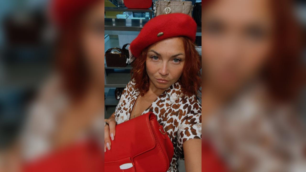 Webcam chat profile for BellaMagic: Ask about my Hobbies