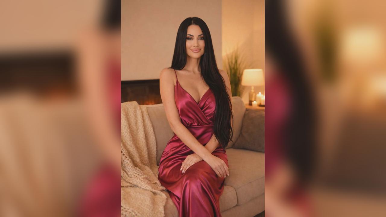 Webcam chat profile for 00Queen: Smoking