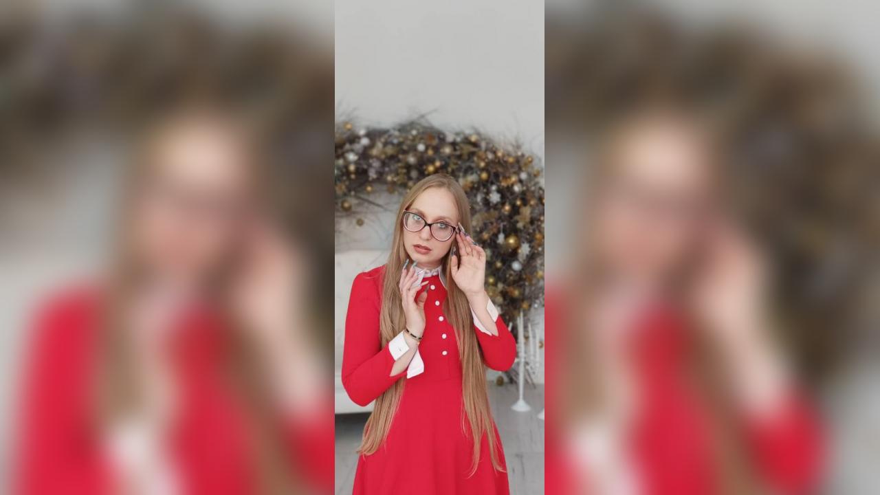 Webcam chat profile for LoveStar: Dancing