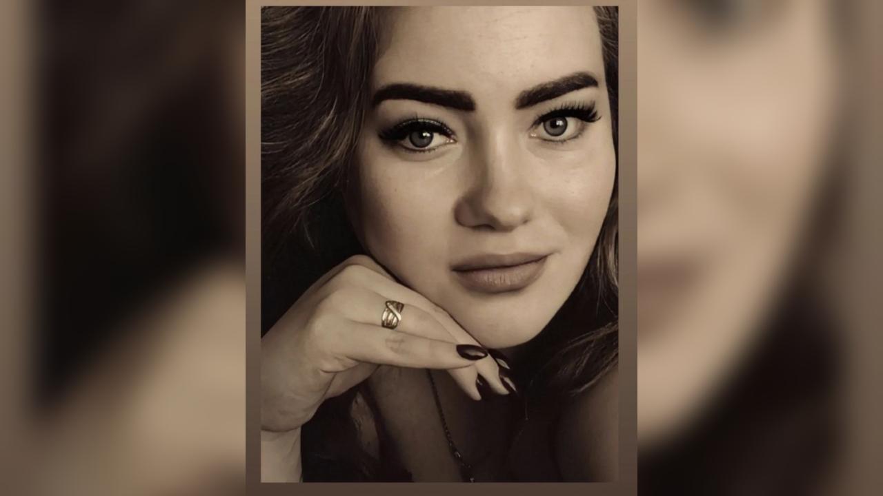 Webcam chat profile for Kossandraa1: Nails