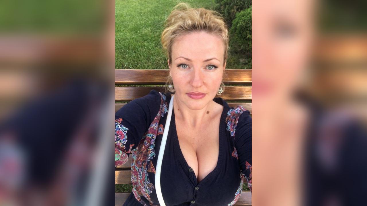 Webcam chat profile for Mariselle: Outfits