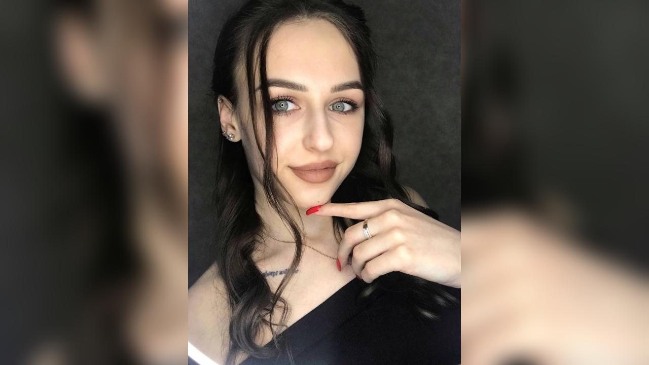 Webcam chat profile for MysticCharm: Ask about my Hobbies