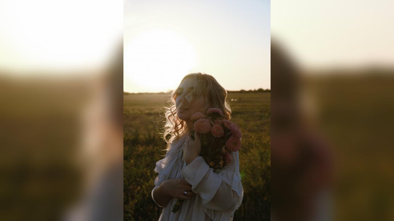 Webcam chat profile for LovelyAura