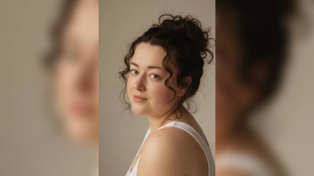 Webcam chat profile for SweetFire