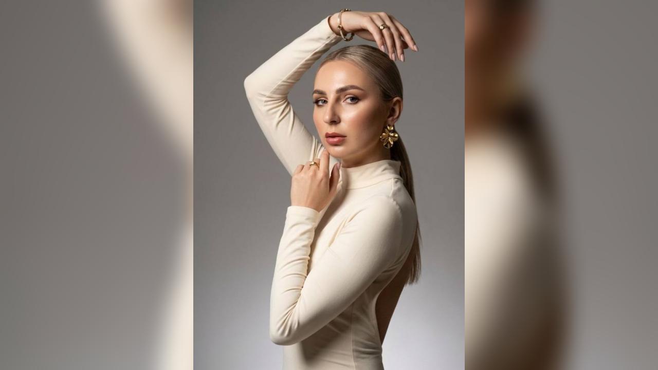 Webcam chat profile for HoneyDesire