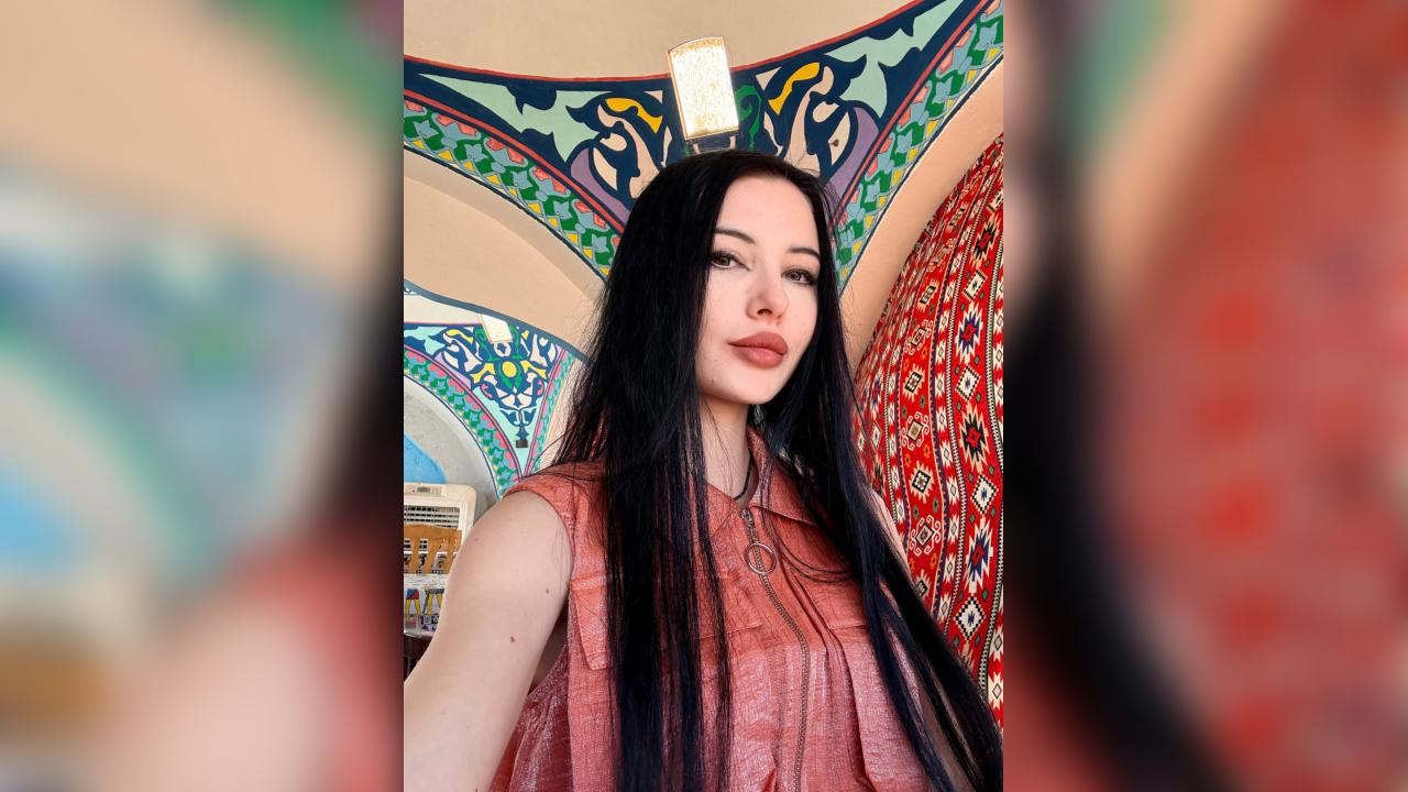 Webcam chat profile for SweetViolet: Ask about my Hobbies