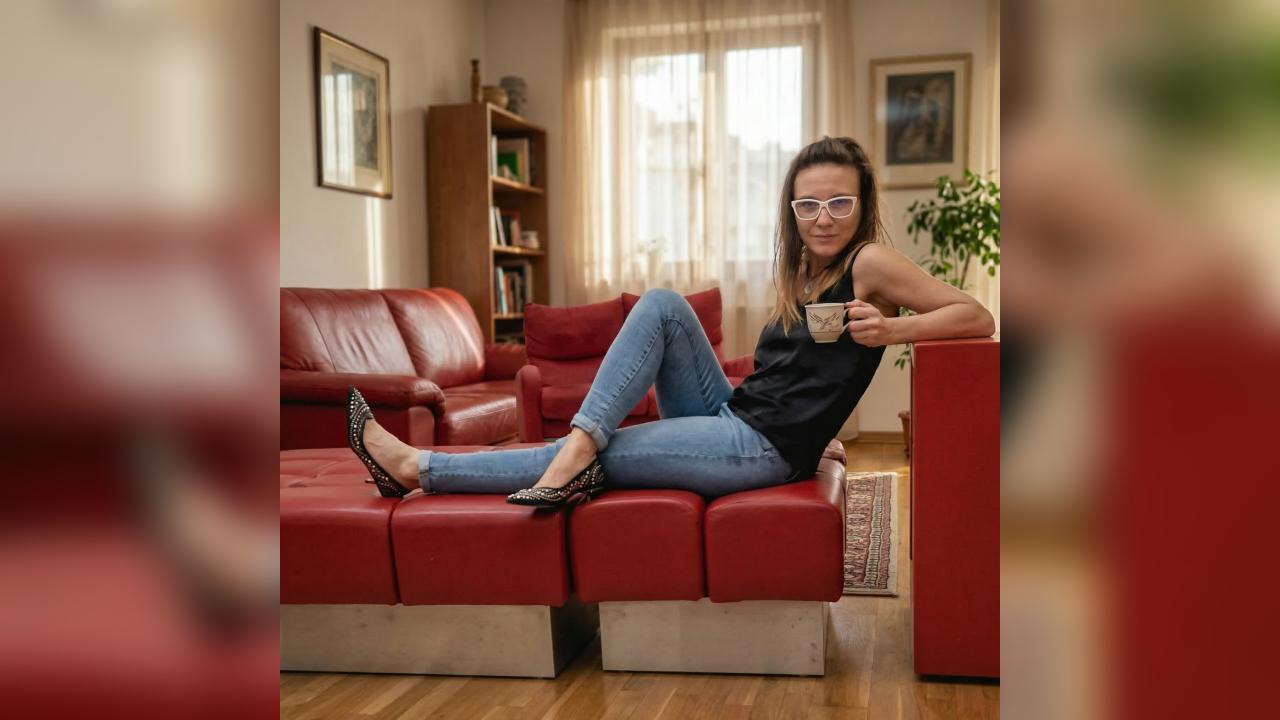 Webcam chat profile for loladan