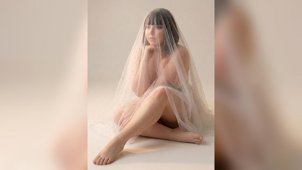 Webcam chat profile for HeartSease: Lingerie & stockings