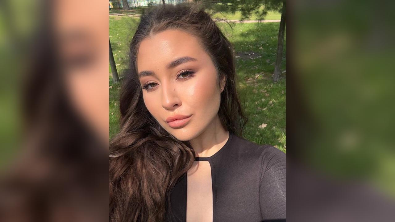 Webcam chat profile for GentleMuse