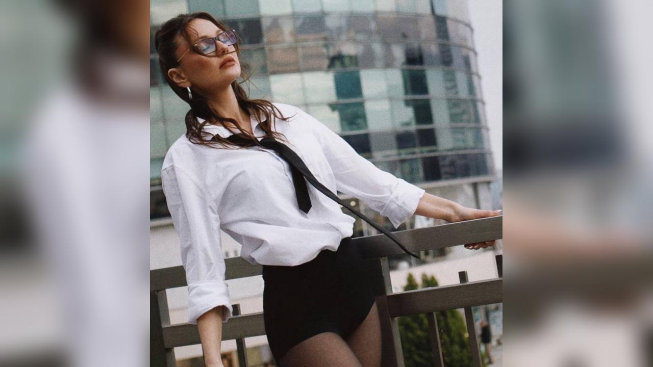 Webcam chat profile for DiamondShine: Outfits