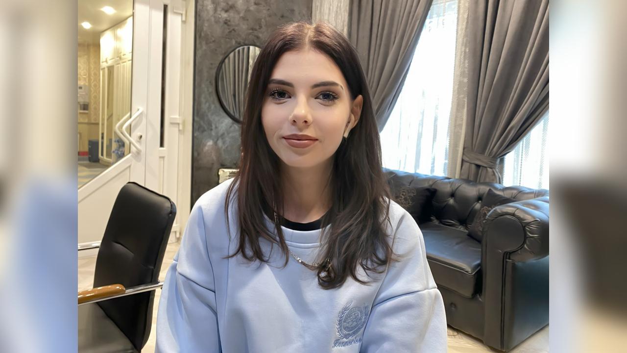 Webcam chat profile for MeganN99: Lingerie & stockings