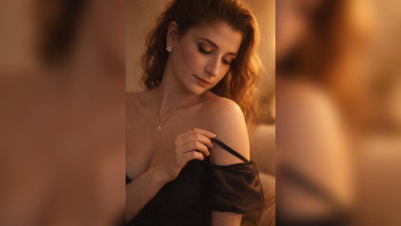 Webcam chat profile for Mia44: Photography