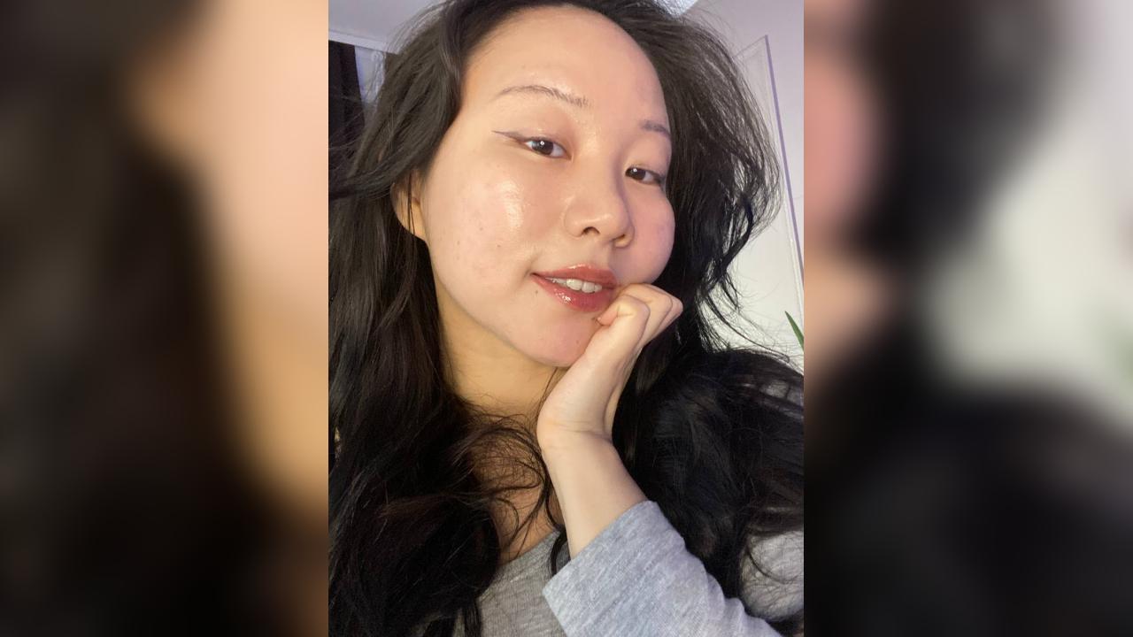 Webcam chat profile for InariOkami: Legs, feet & shoes