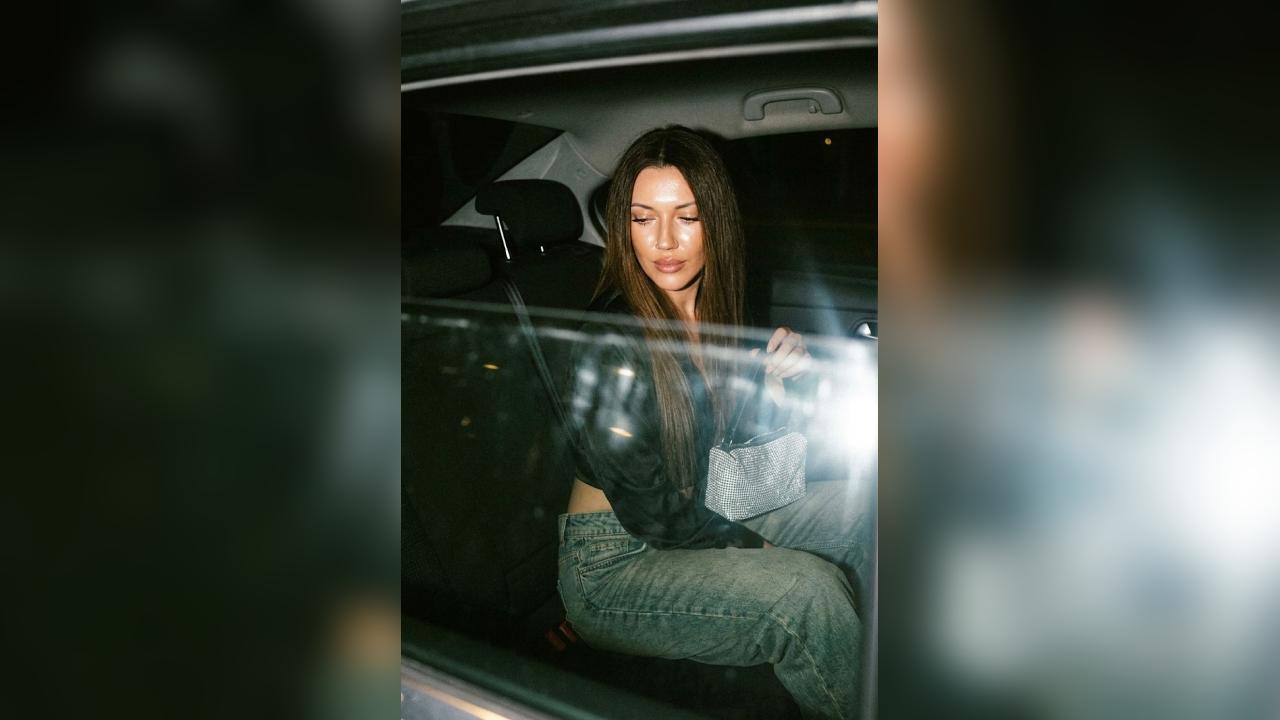 Webcam chat profile for SweetTi: Leather