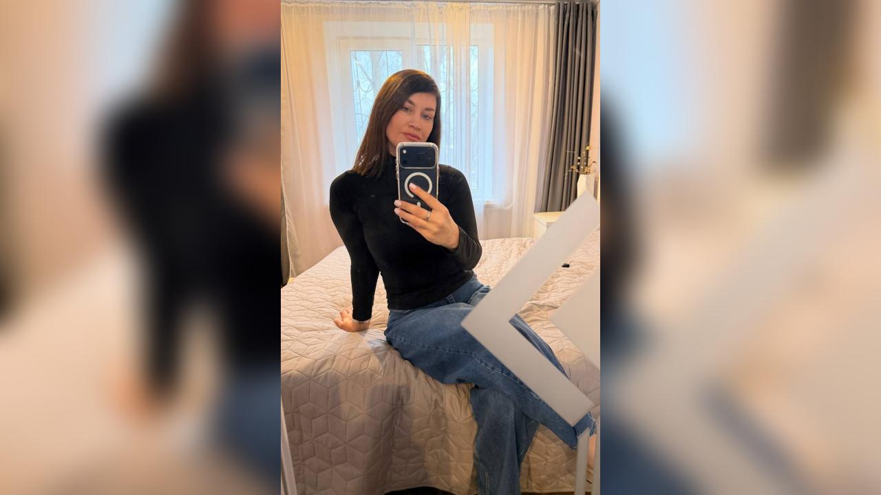 Webcam chat profile for ParadiseGirl