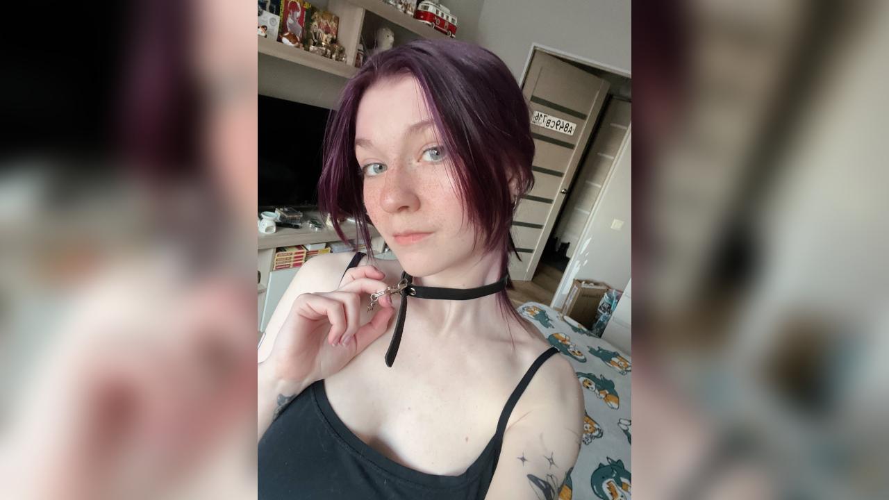 Webcam chat profile for Lorensia: Ask about my Hobbies