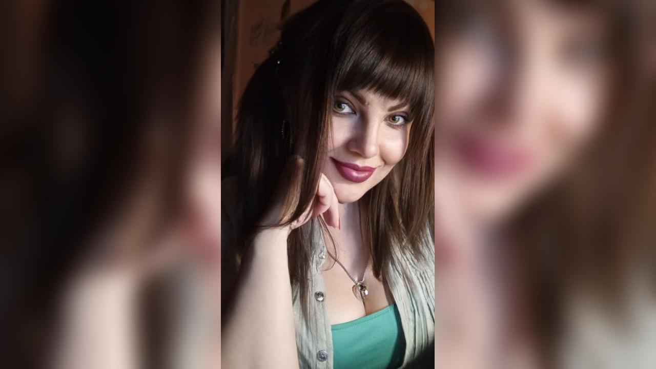 Webcam chat profile for AureliaLunit: Ask about my Hobbies