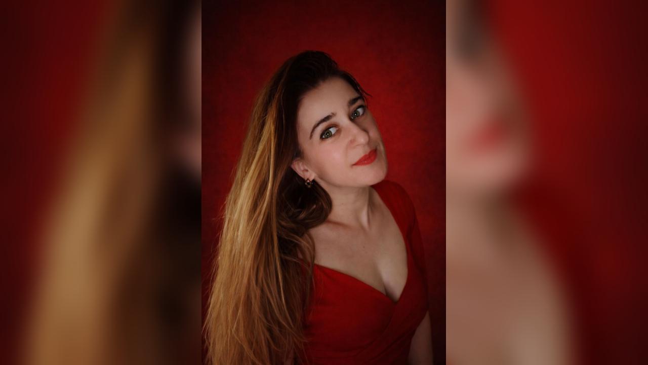 Webcam chat profile for Ninella: Ask about my Hobbies