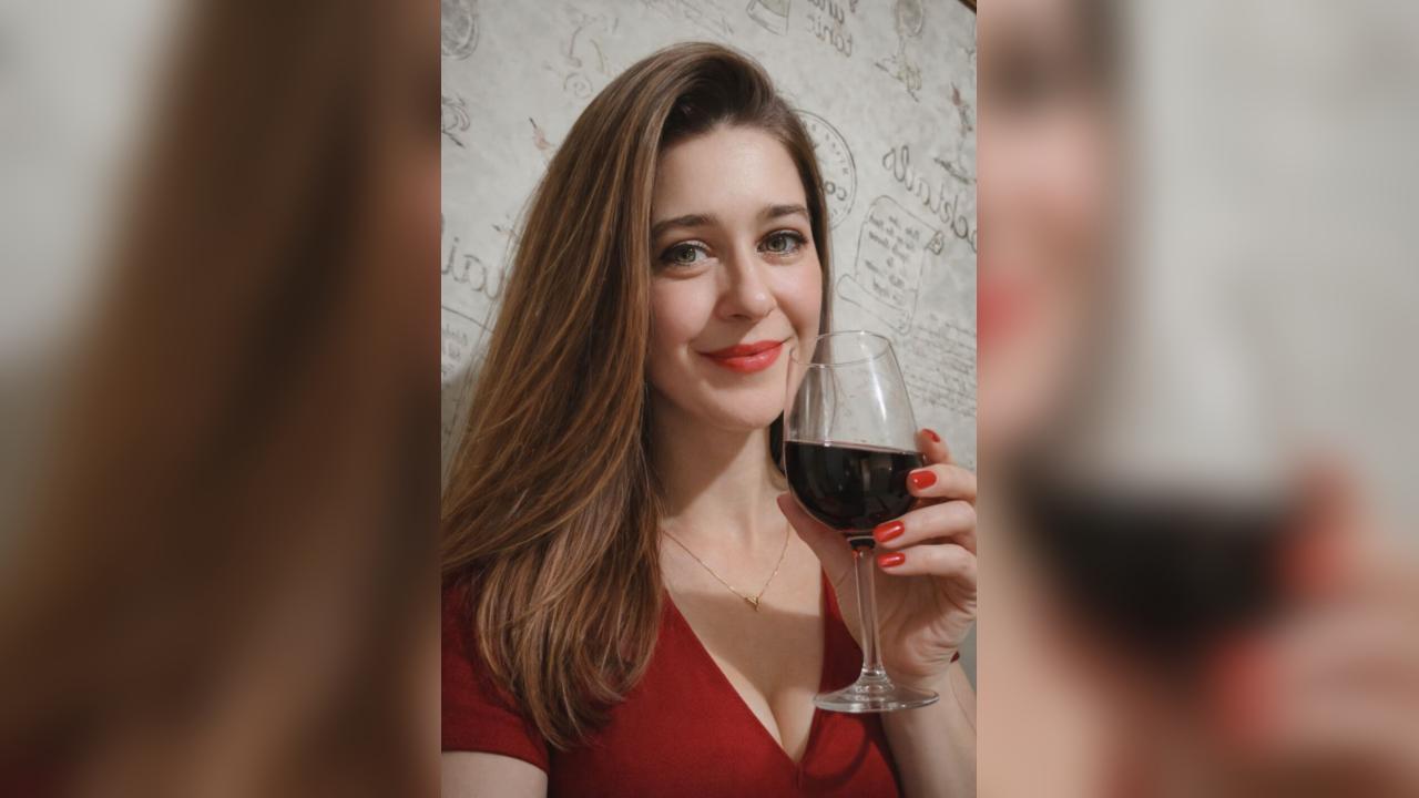Webcam chat profile for Ninella: Ask about my Hobbies