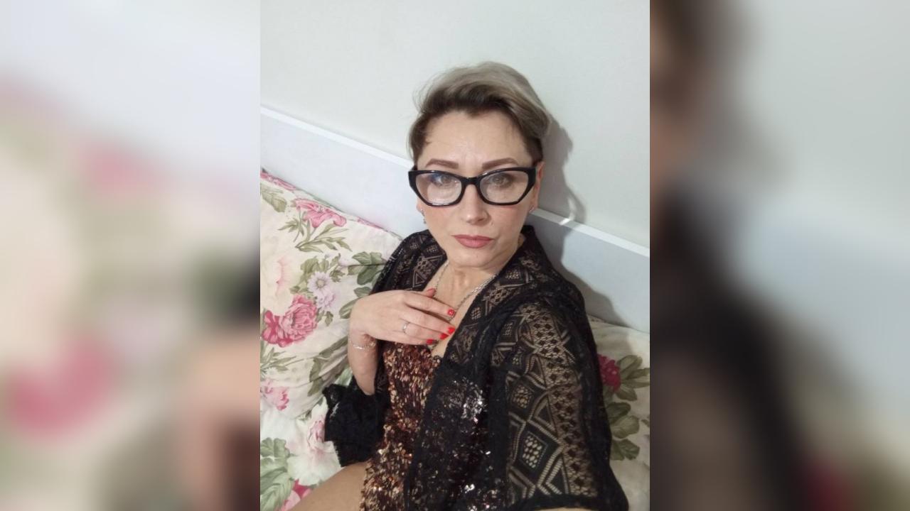 Webcam chat profile for MagicBloom