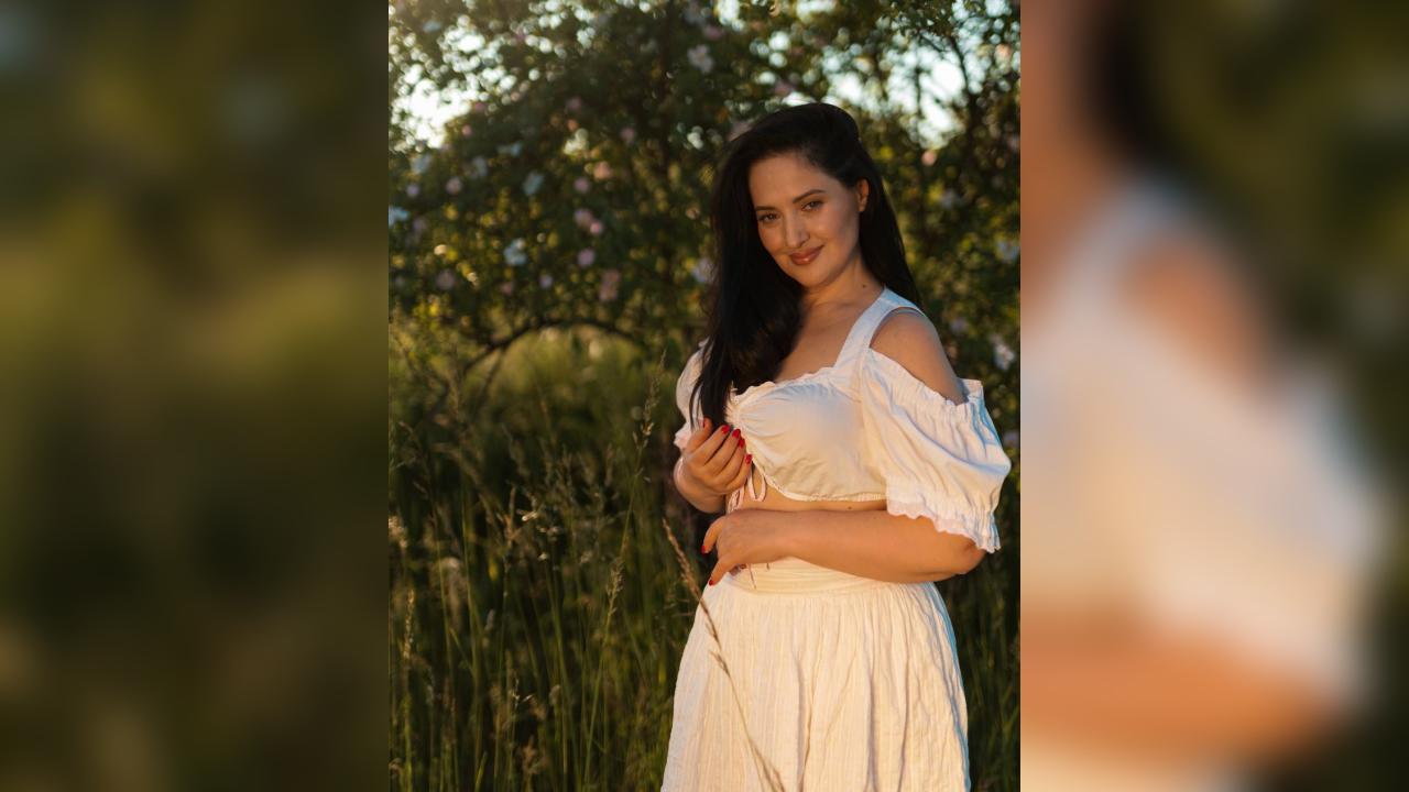 Webcam chat profile for MilaMua